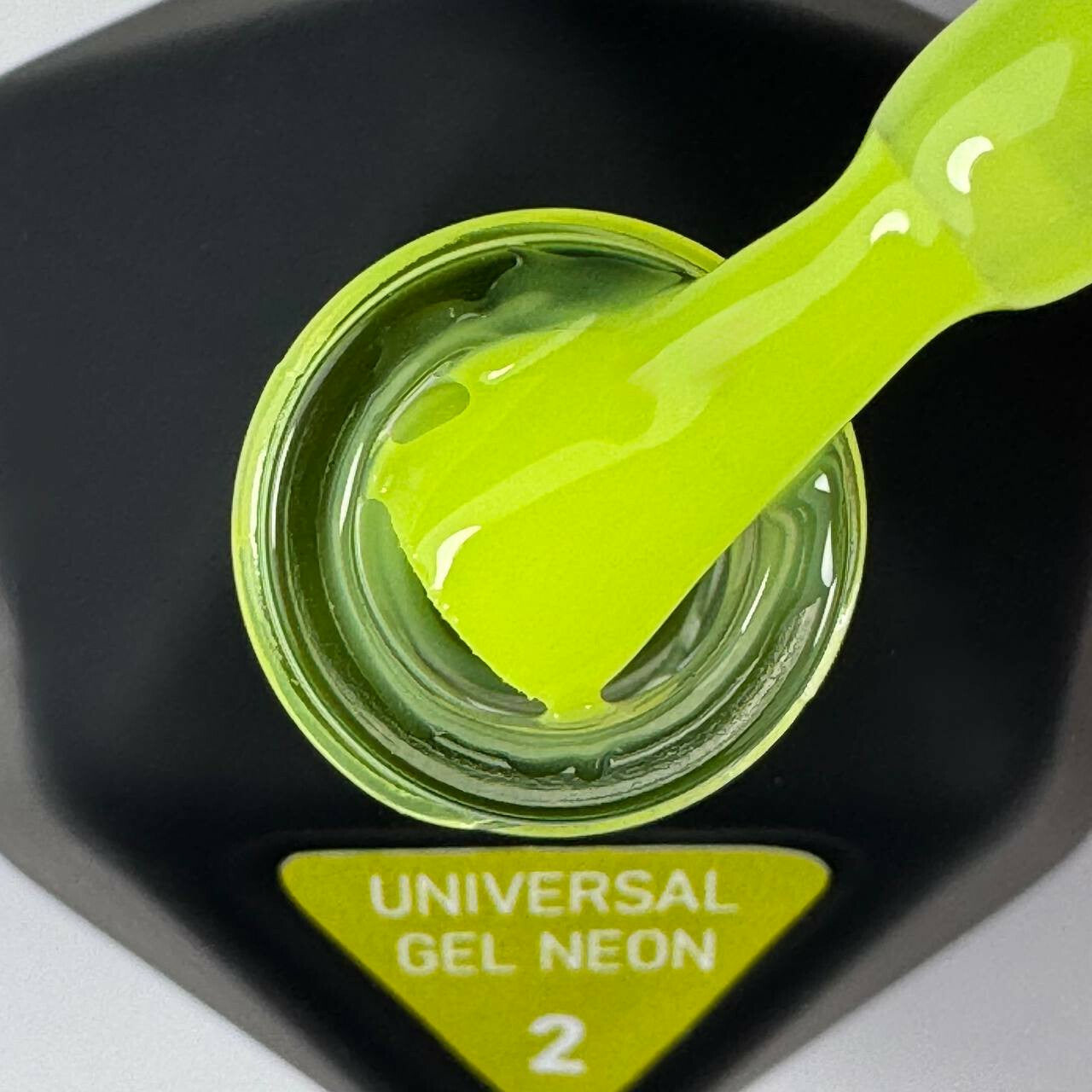 UNIVERSAL GEL NEON 2 Victoria Avdeeva – Flüssiges Acrylgel in Neon-Gelb zum Modellieren und Verstärken 12ml