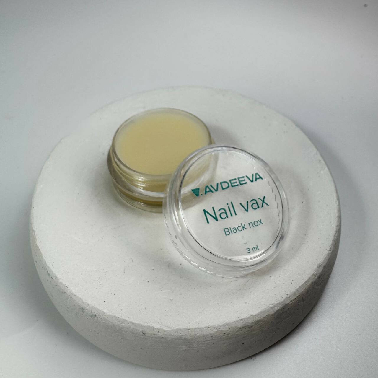 Victoria Avdeeva Nail Wax Black Nox, 3 ml