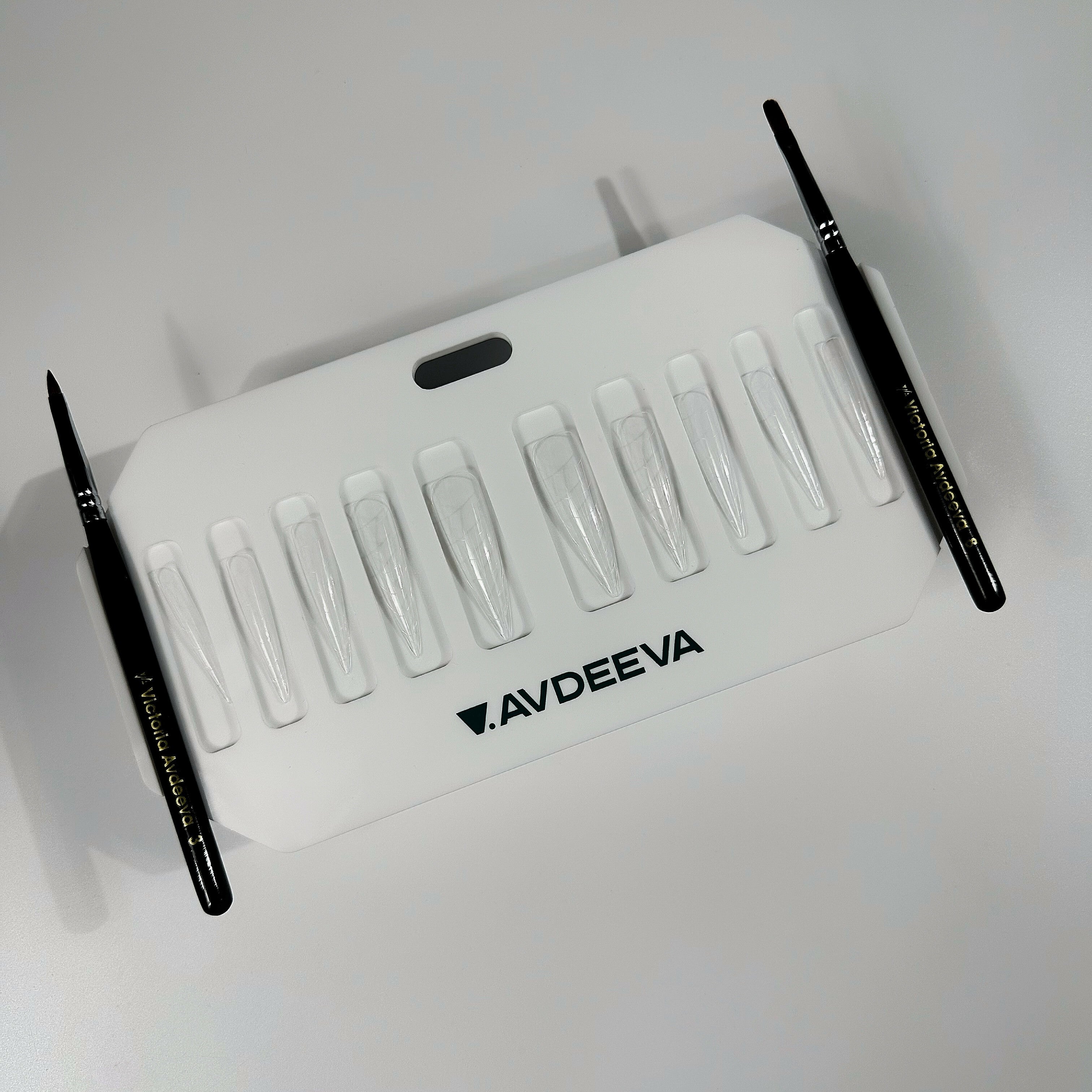 V.AVDEEVA stand for upper forms and brushes — nail master organizer
